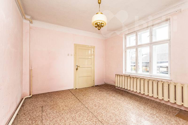 Prodej rodinného domu, 80m2, pozemek 631m2, Hostašovice