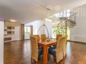 Prodej domu/vily, 282 m²