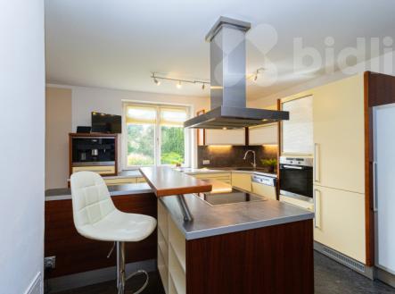 Prodej domu/vily, 282 m²