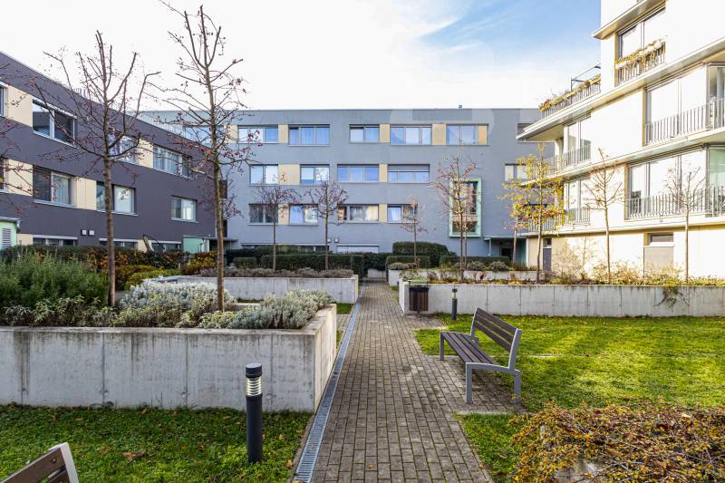 Prodej bytu 3+kk, OV, 137 m2 - Olgy Havlové, Praha 3