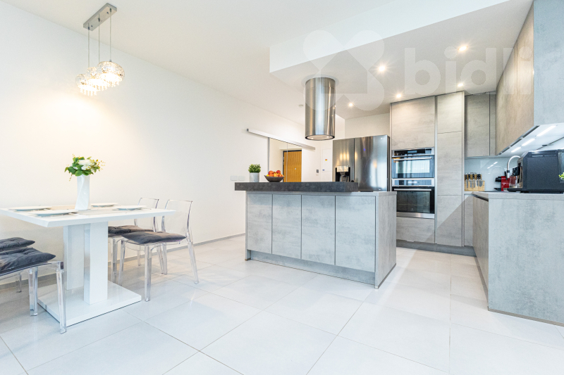 3+kk s terasou Rezidence Nové Chabry, Praha 8