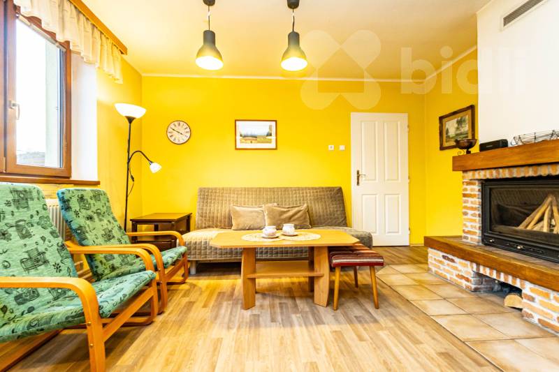 Prodej rodinného domu o 2 bytech 220 m2 Studená