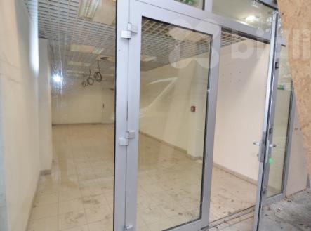 Pronájem obchodní prostor, 43 m²