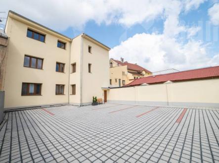 Pronájem bytu, 1+1, 48 m²