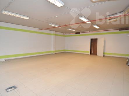 Pronájem obchodní prostor, 92 m²