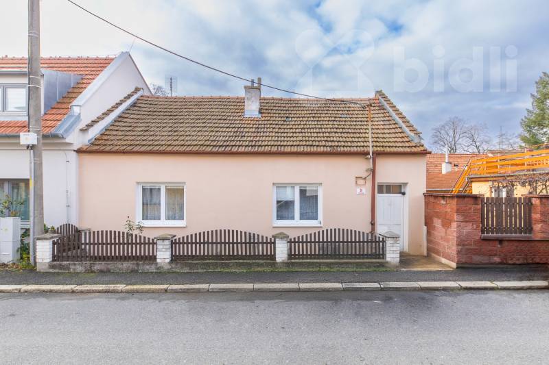 Rodinný dům, CP 152 m2, ZP 88 m2, ul. Hlohová, Brno - Lesná