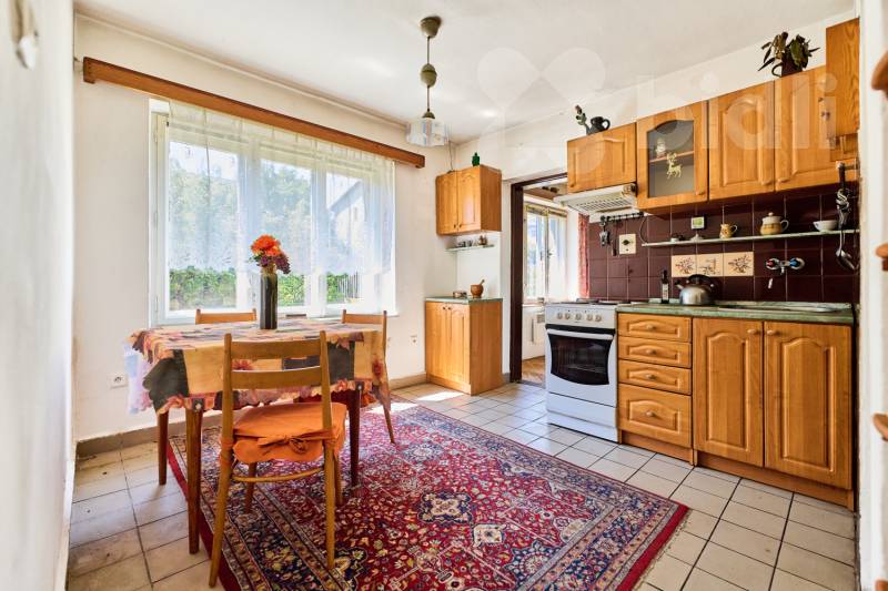 Prodej rodinný dům 5+1 (CPP 147m2), garáž 20 m2, pozemek 552m2, Kaly