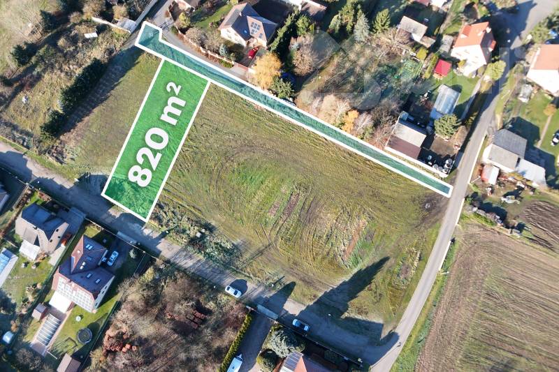 Prodej stavebního pozemku 820 m&#178; Malý Újezd