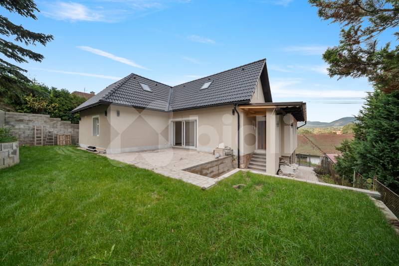 Prodej rodinného domu v Meziměstí - Alpská Víska, klid u lesa