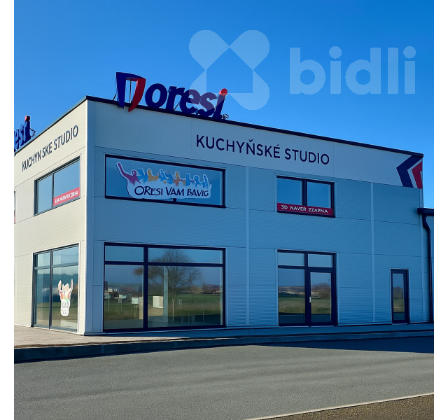 Pronájem obchodního prostoru 220m2, Holohlavy