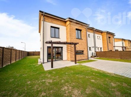 Pronájem domu/vily, 139 m²