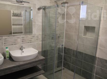 Pronájem domu/vily, 80 m²