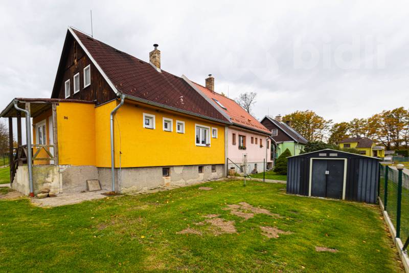 Prodej rodinného domu 4+1, 527 m2 Byňov u Nových Hradů