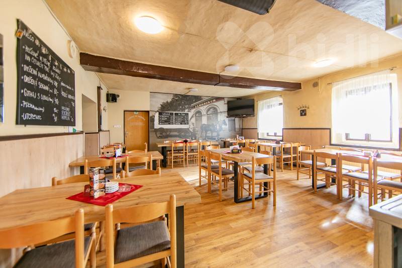 Prodej rodinného domu s velkým pozemkem