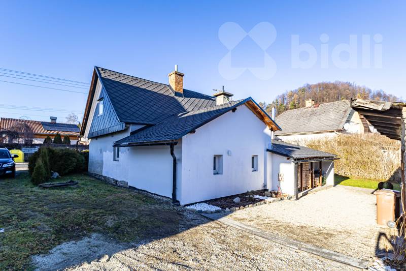 Rodinný dům po rekonstrukci - Jeseník. Bukovice u Jeseníka.