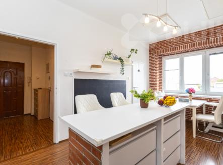 Prodej bytu, 4+1, 97 m²