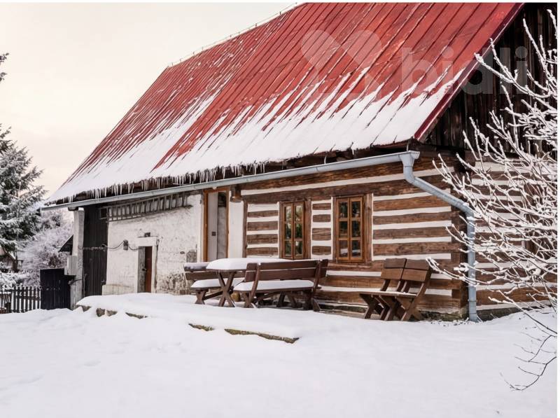 Roubenka Dolní Nemojov - chalupa s kouzlem i výnosem