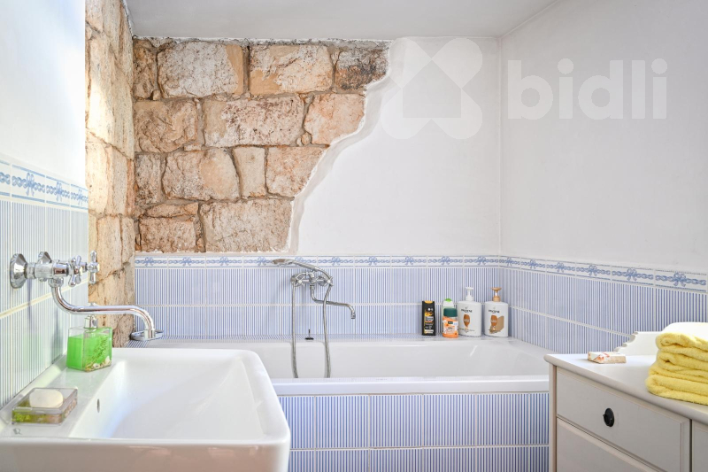 Roubenka Dolní Nemojov - chalupa s kouzlem i výnosem