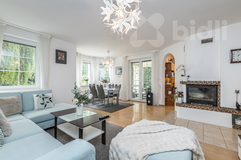 Dvougenerační rodinný dům 6+2, pozemek 778m2, Květnice