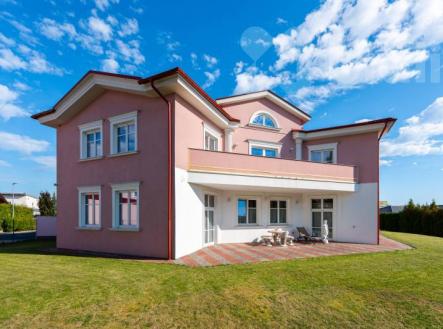 Prodej domu/vily, 742 m²