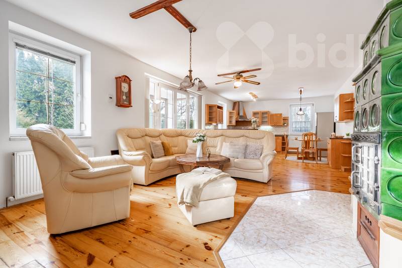 Prodej domu 4+1, pozemek 586, Jilem