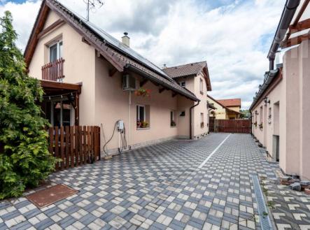 Prodej domu/vily, 242 m²