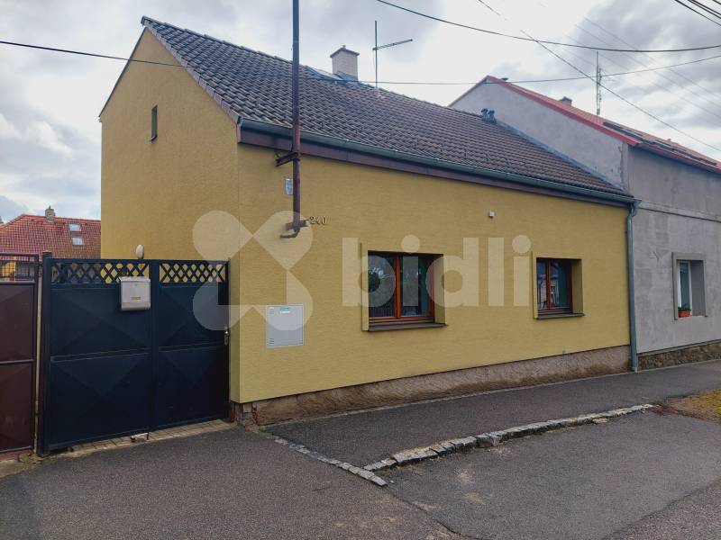 Pronájem bytu 2+kk 55 m2 v Berouně - Závodí