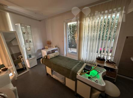 Pronájem obchodní prostory, 18 m²