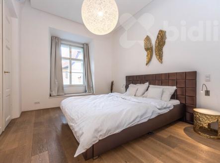 Pronájem bytu, 2+kk, 65 m²