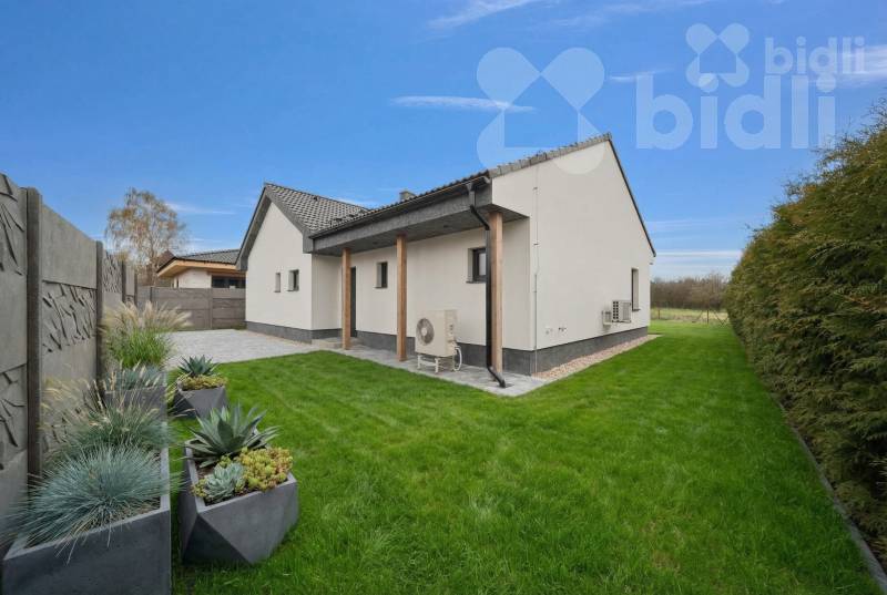 Prodej novostavby 4+kk (162 m2) s pozemkem (1098 m2) v Újezdu u Přelouče