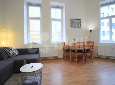 Pronájem bytu, 1+kk, 27 m²