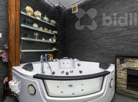 Pronájem bytu, 3+kk, 147 m²