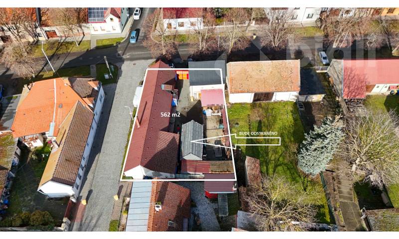 Prodej RD po kompl. rekonstrukci s možností  dvougen. bydlení a podnikání v Městci Králové