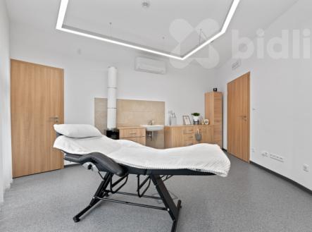 Pronájem komerčního objektu,, 24 m²