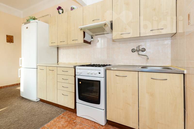 Prodej domu 4+1 se zahradou, Třebeš