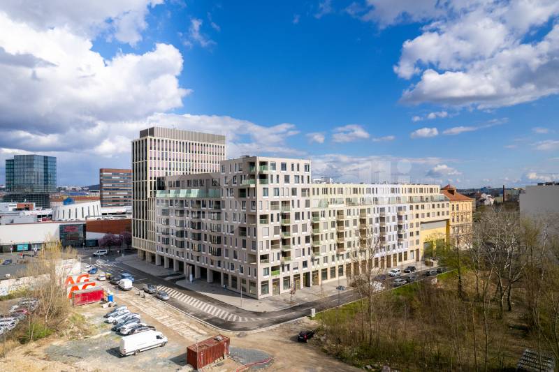 Pronájem bytu 1+kk s balkonem v novostavbě v centru Brna, ul. Trnitá, Brno - Trnitá