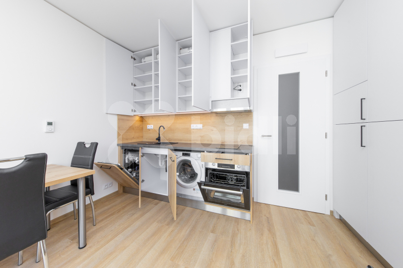 Pronájem bytu 1+kk s balkonem v novostavbě v centru Brna, ul. Trnitá, Brno - Trnitá