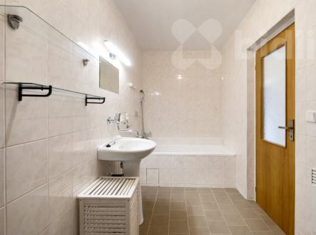 Pronájem bytu, 3+1, 125 m²