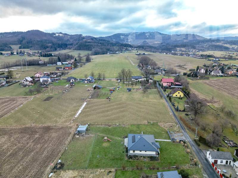 Prodej, pozemek, 1 451 m2, Návsí