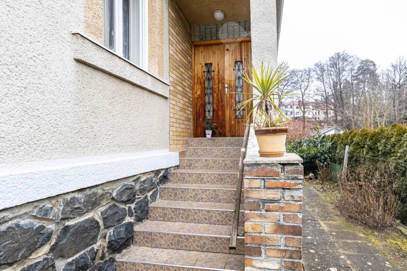 Prodej rodinného domu 6 + KK s pozemkem o rozloze 1265 m2na Dobré Vodě