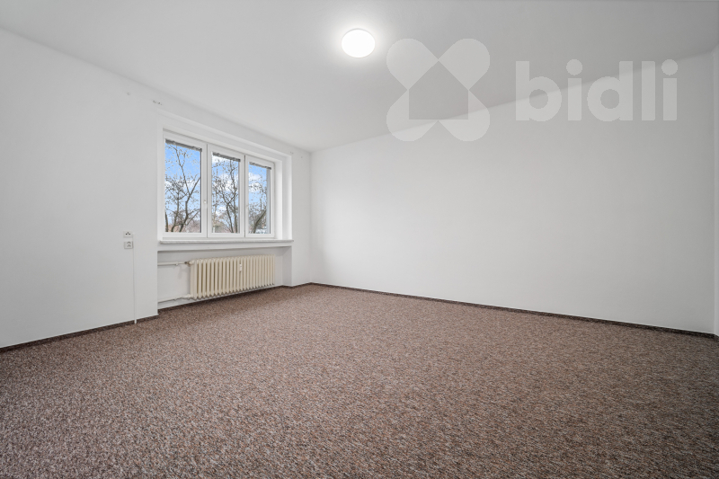 Prostorný byt 3+1 (76 m2) v srdci Pardubic s výhledem do parku