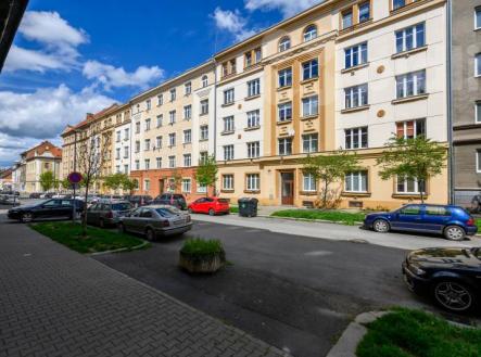 Pronájem bytu, 2+kk, 64 m²