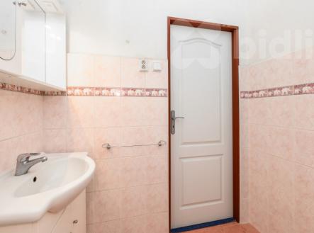 Pronájem bytu, 2+kk, 64 m²