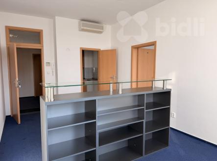 Pronájem kanceláře, 53 m²