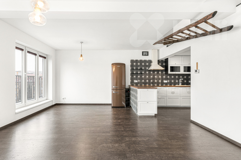 Prodej bytu 2kk s galerií/B, 82 m2 / 3 m2, ul. Karpatská, Praha 10