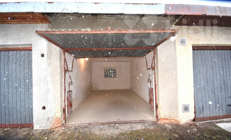 Garáž 21m2 Mikulovice V Zahradách