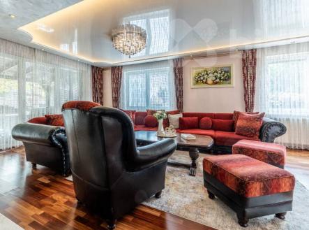 Prodej domu/vily, 283 m²