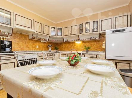 Prodej domu/vily, 200 m²