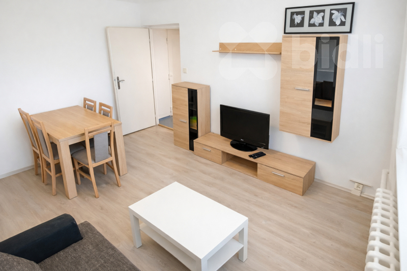 Pronájem bytu 2+1, 48 m2 - Zlín, Malenovice, ul. 3. května