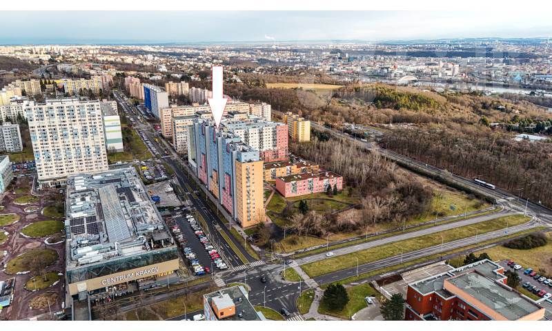 Byt 1+kk 39 m2 + balkon 3 m2 Praha 8 - Troja, blízko Botanické zahrady a Zoo